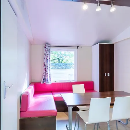 Mobilhome Le Cocon Ferienhaus Saint-Pompont